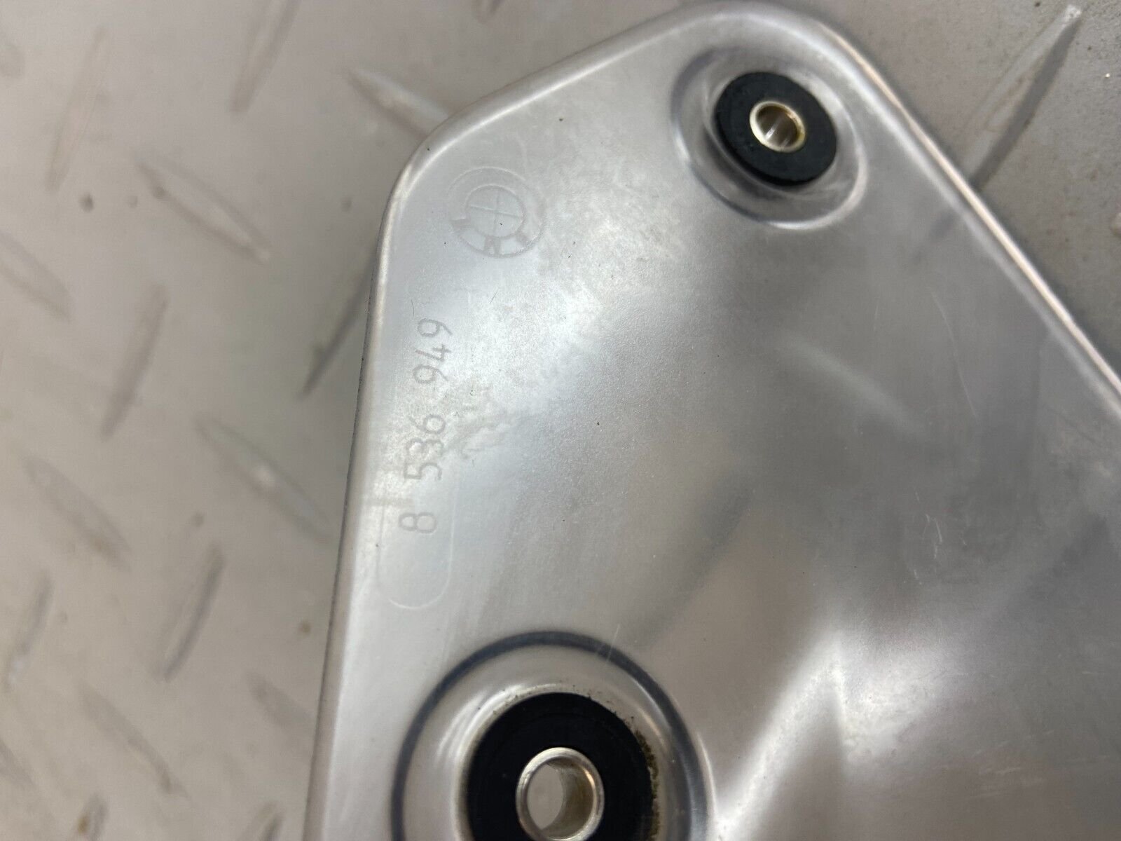 00f9a82b6d7539a97d7554850d26899a