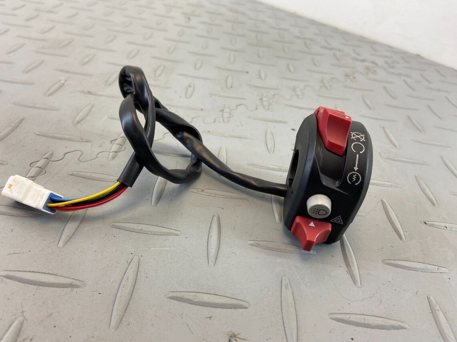 fcbd33ea84583d6a07be7e2a37ded52a