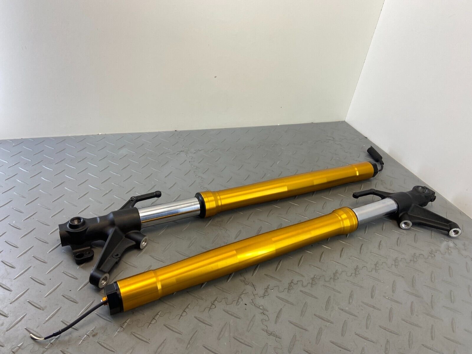 c6e199624f76fefa0af6b251a9d9d6ad