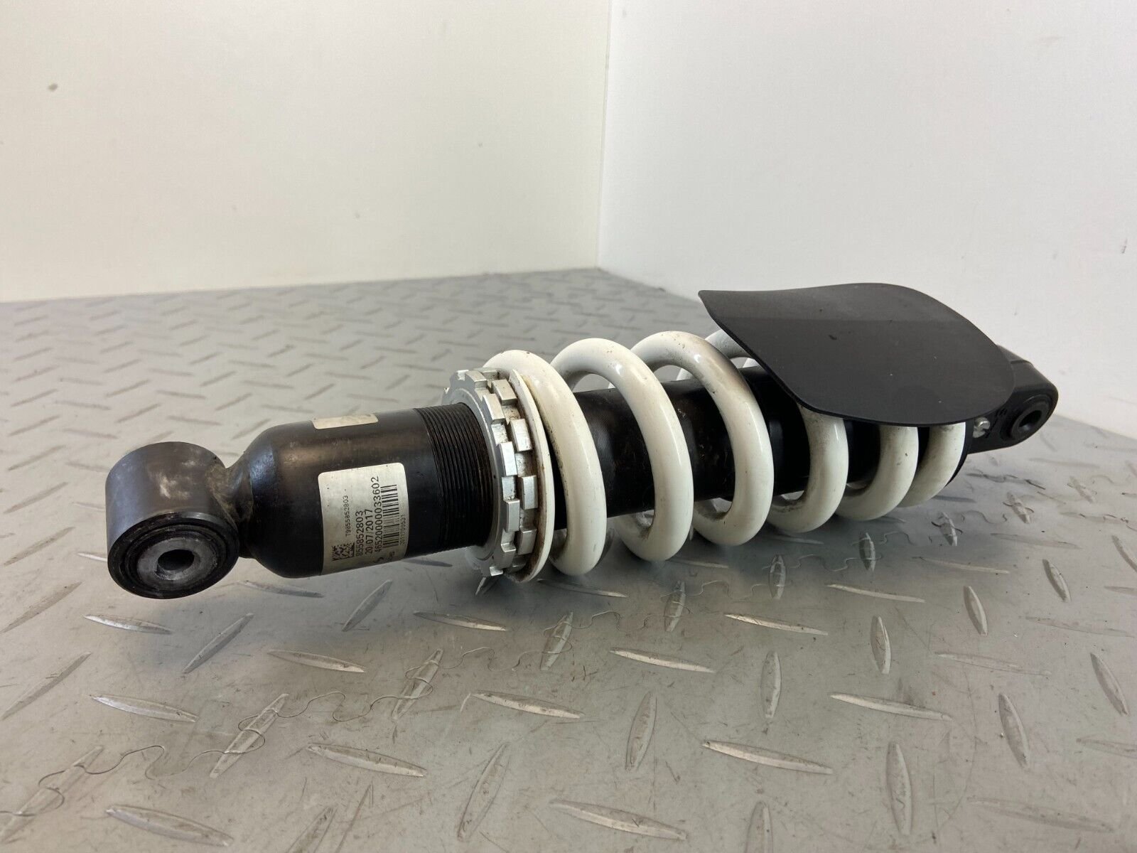 27d44b67074a5994242e94302c0eae1e