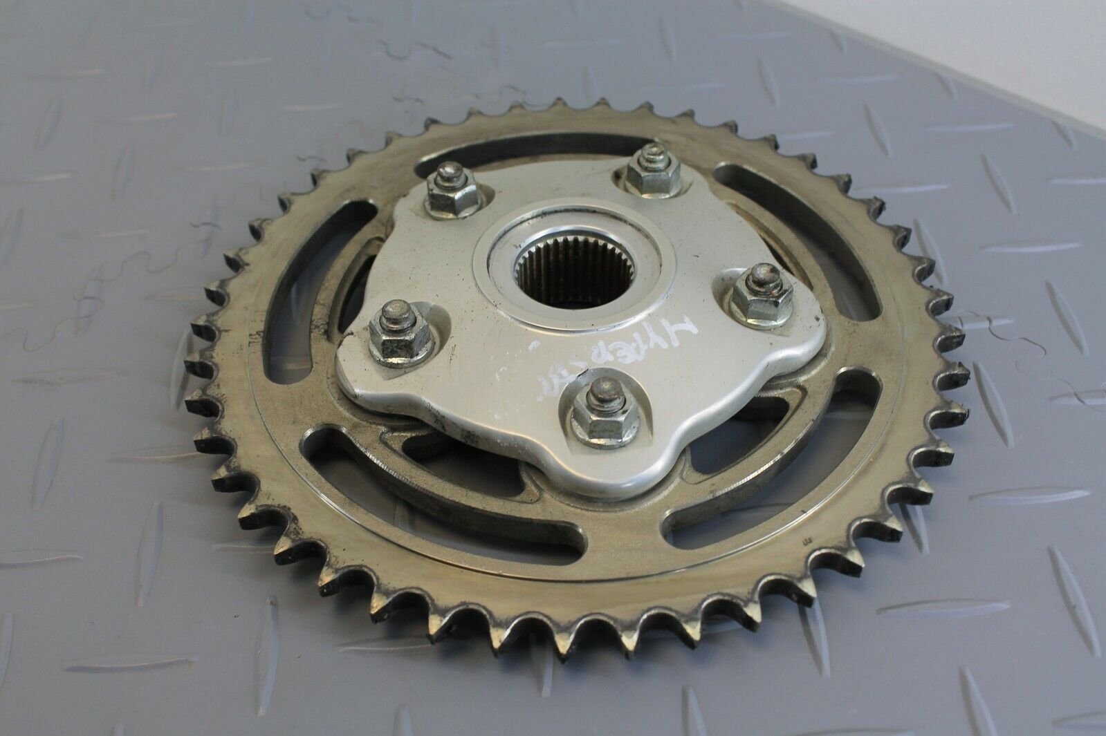 a1652912556d459c0ee37b236e085742