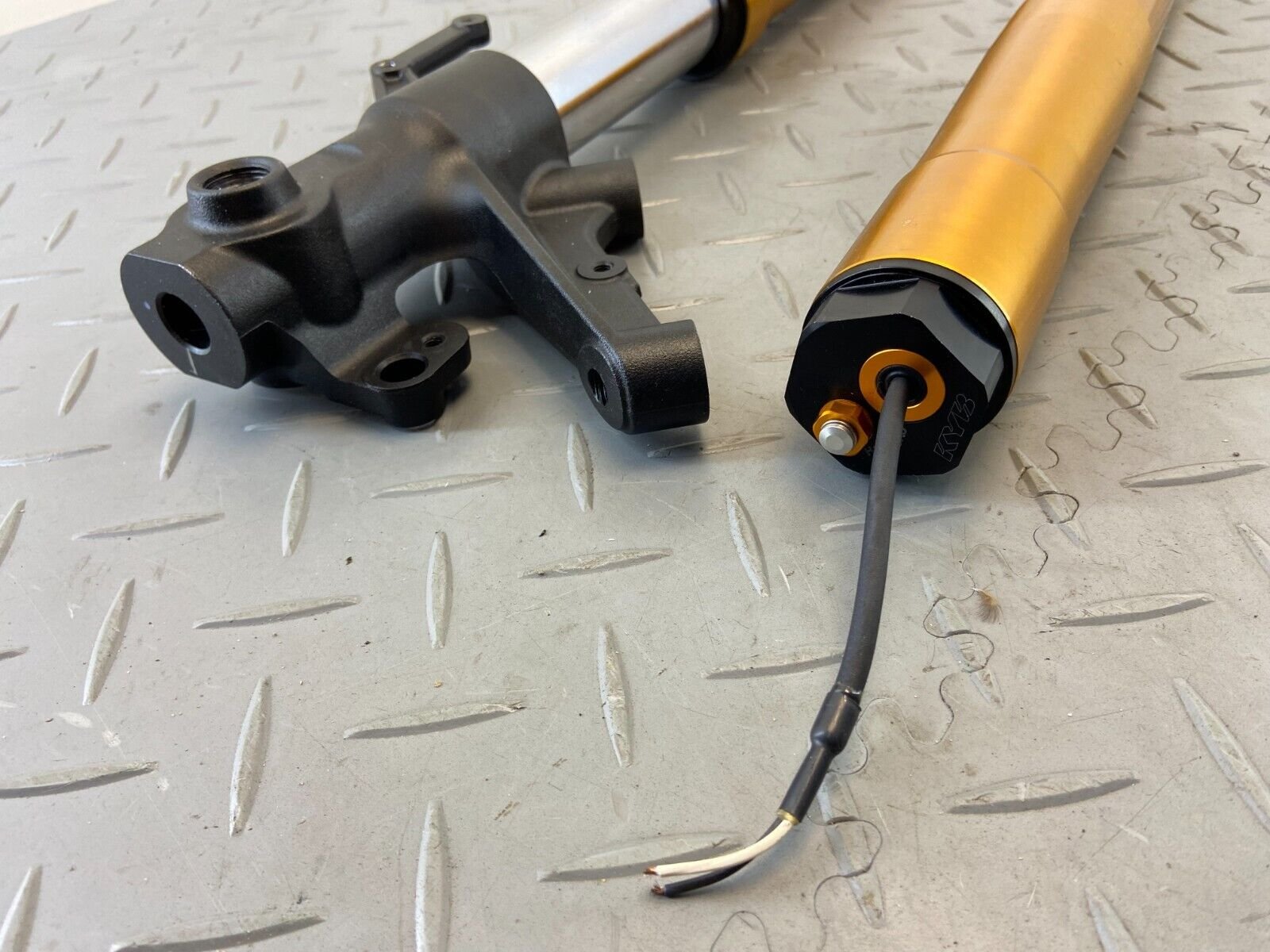 32f0c0e3fcc5538015e3a8b8ad39d2e7