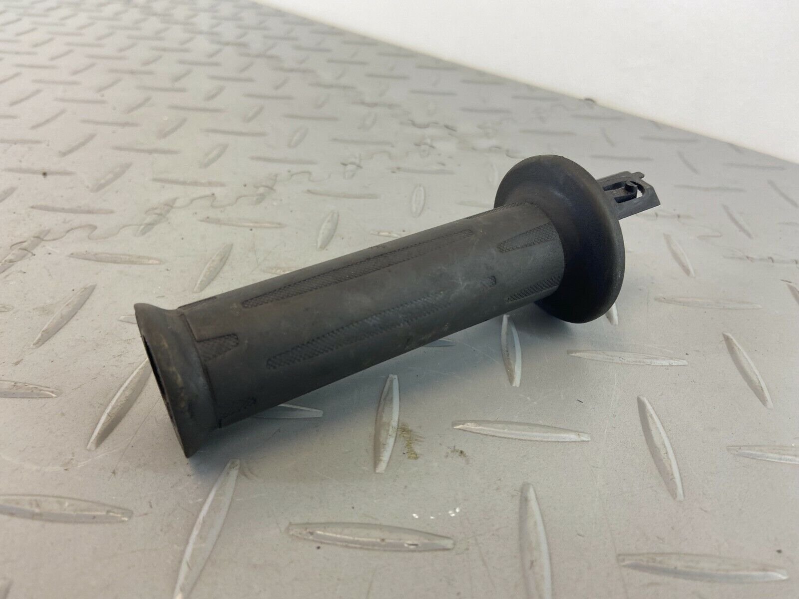 d0a2996220dd2632c46c25ef74168924