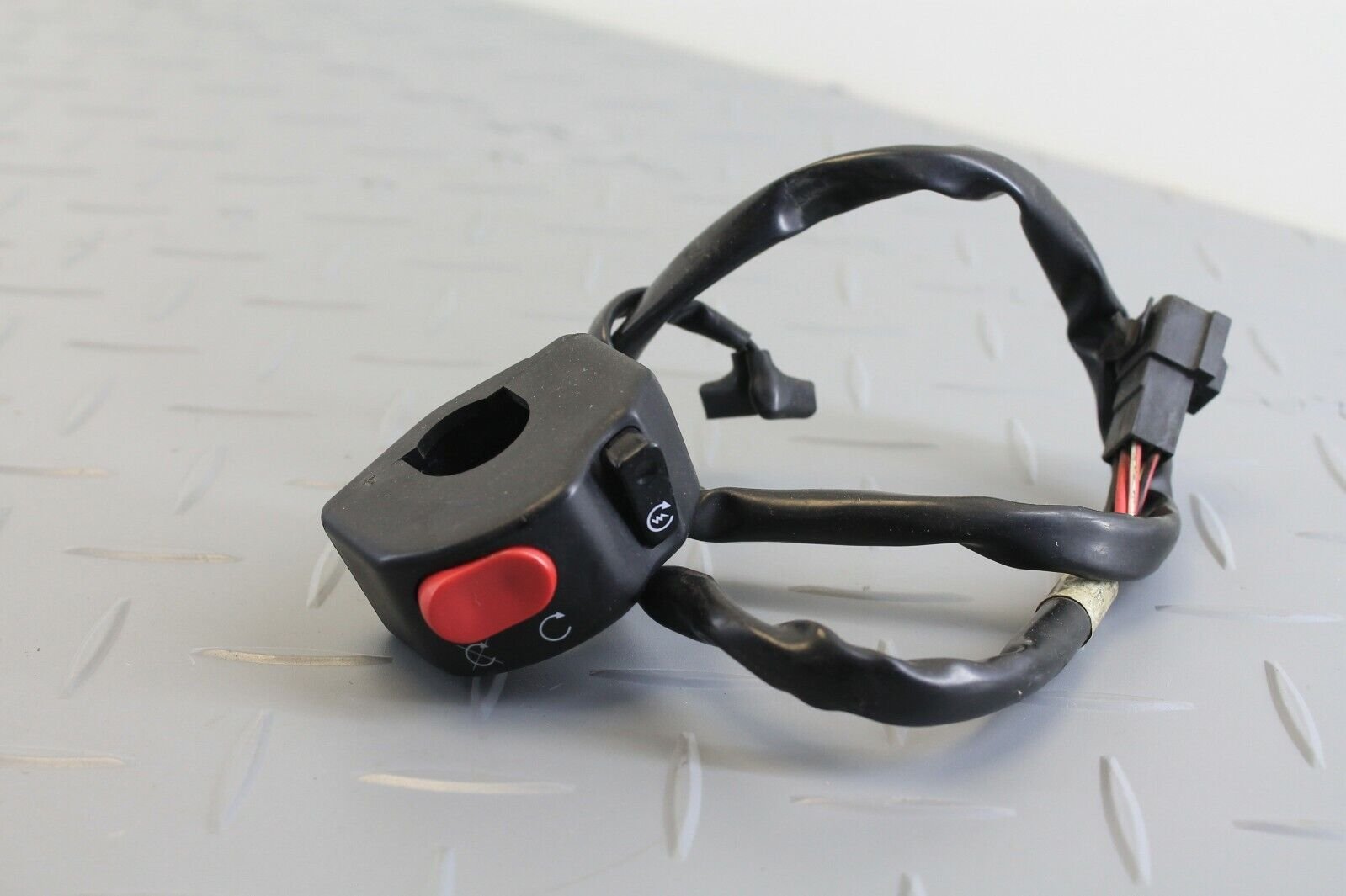 a65fb1798b31989e6a92ff3867eacf55