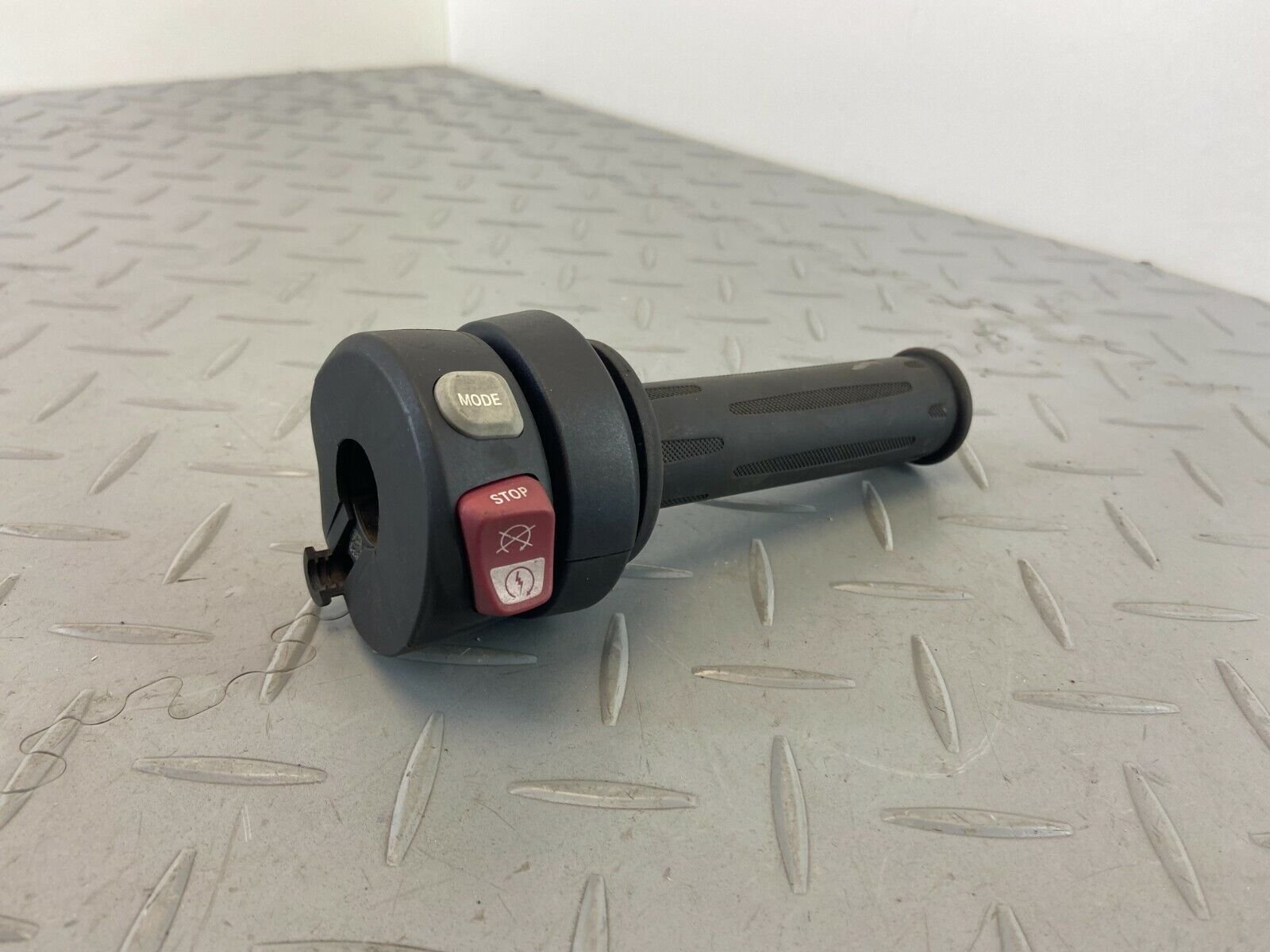 2447e6a9bc912285cd4f827f2027a61b