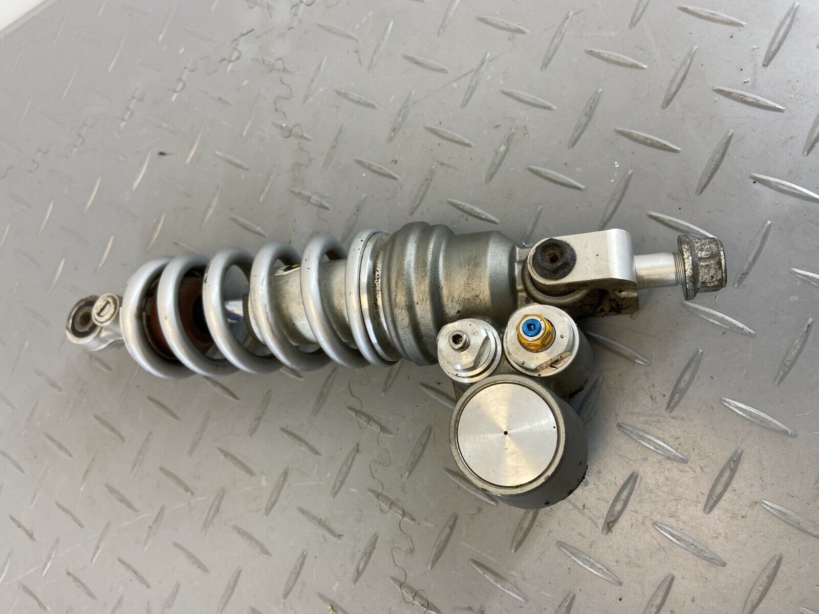 077cd18a8da5b83b61aa249213809cc3