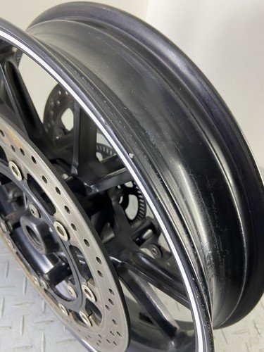 TRIUMPH SPEED TRIPLE 1050 2015 FRONT WHEEL RIM & BRAKE ROTOR DISCS PAIR RH LH N2 - Image 10
