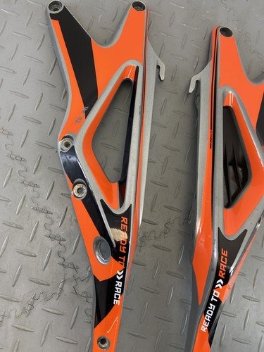 KTM DUKE 890 2021 TAIL REAR SUB FRAME SUPPORT BRACKET - Image 3