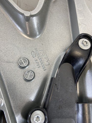 KTM DUKE 890 2021 TAIL REAR SUB FRAME SUPPORT BRACKET - Image 10