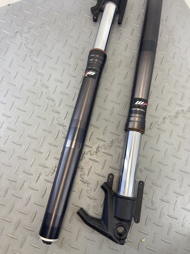 TRIUMPH TIGER 1200 2015 FRONT WP FORK LEGS PAIR RIGHT & LEFT - Image 6