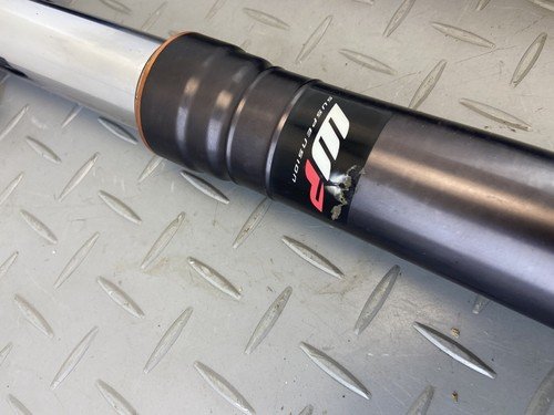TRIUMPH TIGER 1200 2015 FRONT WP FORK LEGS PAIR RIGHT & LEFT - Image 9
