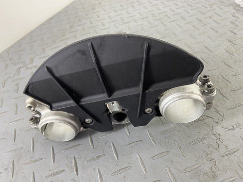 BMW S1000XR TE K69 2021 BOTTOM FROK YOKE BRIDGE CLAMP TRIPLE TREE CLAMP - Image 10