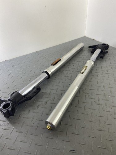 DUCATI MULTISTRADA 950 V2 2017 FORK LEGS PAIR FORKS RIGHT & LEFT - Image 3