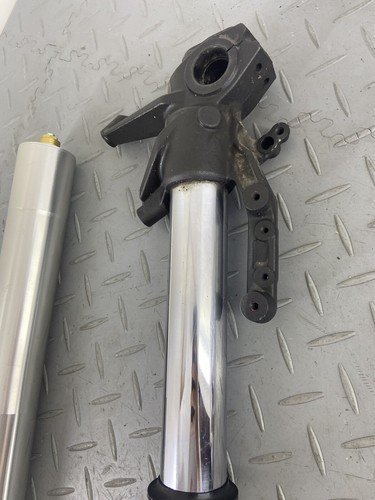 DUCATI MULTISTRADA 950 V2 2017 FORK LEGS PAIR FORKS RIGHT & LEFT - Image 7