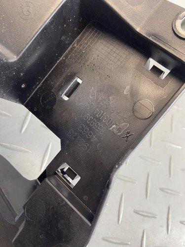 BMW C400X K09 2021 FRONT SPEEDOMETERFRAME STAY MOUNT BRACKET - Image 6