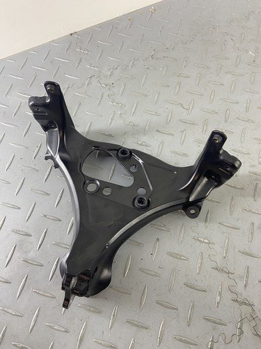 HONDA CBR1000RR SC59 FIREBLADE 2014 FRONT STAY FRAME BRACKET (LOST ONE MOUNT) - Image 2