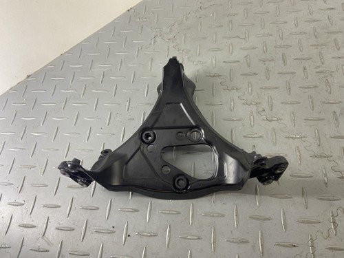 HONDA CBR1000RR SC59 FIREBLADE 2014 FRONT STAY FRAME BRACKET (LOST ONE MOUNT) - Image 5