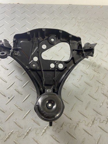HONDA CBR1000RR SC59 FIREBLADE 2014 FRONT STAY FRAME BRACKET (LOST ONE MOUNT) - Image 10