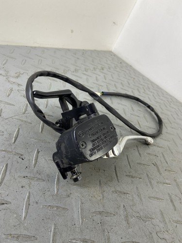 YAMAHA T-MAX TMAX TECH MAX 560 2021 REAR BRAKE LEFT MASTER PUMP CYLINDER N2 - Image 2