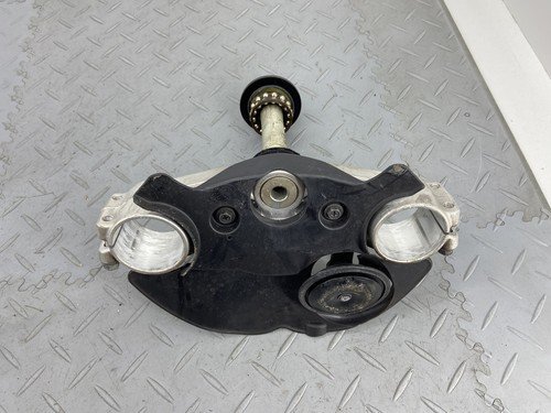 SUZUKI GSX1300R GSXR 1300 HAYABUSA 2012 BOTTOM LOWER TRIPLE TREE FORK YOKE CLAMP - Image 11