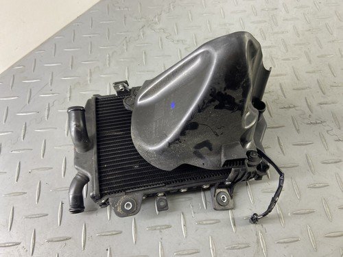 TRIUMPH TIGER 850 900 2020 LEFT SIDE LH RADIATOR WATER COOLER T2608109 - Image 3