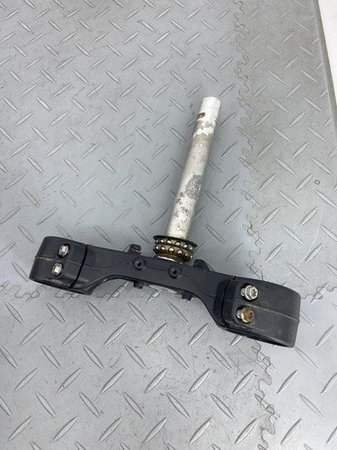 KTM ADVENTURE L 890 2021 FORK BOTTOM YOKE BRIDGE CLAMP TRIPLE TREE - Image 7