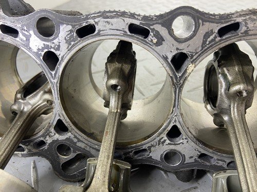 YAMAHA MT-10 MT10 FZ10 FZ-10 2018 COMPLETE PISTONS & CYLINDER KIT CONNECTING ROD - Image 8