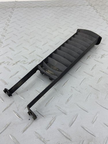BMW K1600 GT GTL K48 2022 RADIATOR MUD SPLASH GUARD COVER GRILL 7726602 - Image 5