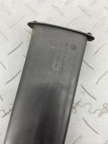 BMW K1600 GT GTL K48 2022 RADIATOR MUD SPLASH GUARD COVER GRILL 7726602 - Image 8