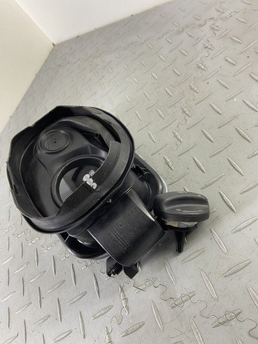 BMW X3 G01 30e LCI 2023 FUEL TANK FILLER CAP GREY 7405751 - Image 11