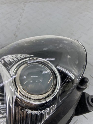 SUZUKI GSX1300R GSXR 1300 HAYABUSA 2012 FRONT HEADLIGHT HEADLAMP PHARE - Image 8