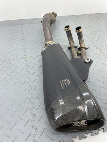 YAMAHA T-MAX TMAX 530 DX SX 2018 AKRAPOVIC EXHAUST SYSTEM LINE (SCRATCHED) - Image 14