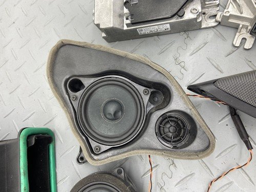BMW X3 G01 30e LCI 2023 SOUND SYSTEM HARMAN KARDON AUDIO KIT SPEAKER AMLIFIER - Image 17