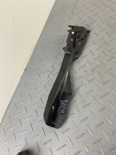 BMW K1600 GT GTL K48 2013 REAR LEFT SUITCASE MOUNT BRACKET HOLDER 7716655 - Image 4