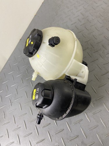 BMW X3 G01 30e 2023 COOLANT EXPANSION TANK RESERVOIR OVERFLOW 8490659 8610661 - Image 9