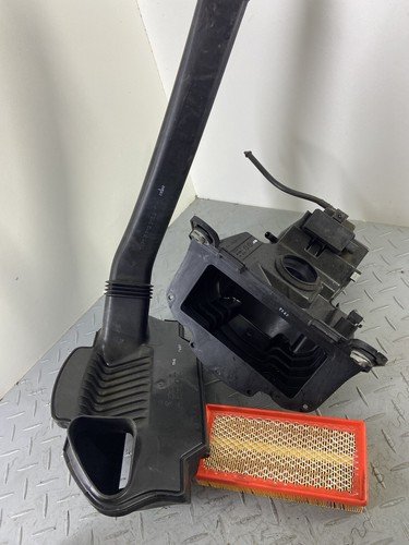 BMW K1600B K1600 B K61 2017 AIR BOX AIR FLTER AIRBOX 7712315 - Image 16