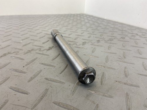 BMW R1250RT R1250R K52 2022 FRONT WHEEL AXLE SPINDLE 7925190 - Image 2