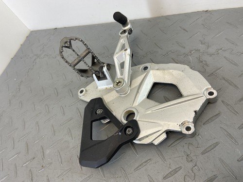 BMW F850GS LEFT SIDE DRIVER FRONT FOOTREST FOOT PEG GEAR SHIFT LEVER 8393175 N3 - Image 4