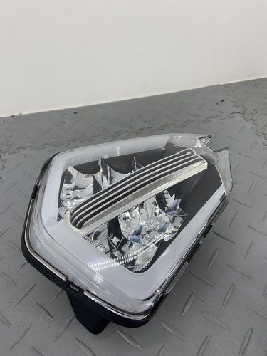 KTM ADVENTURE L 890 2021 FRONT LED HEADLIGHT HEADLAMP PHARE 63714001000 - Image 10