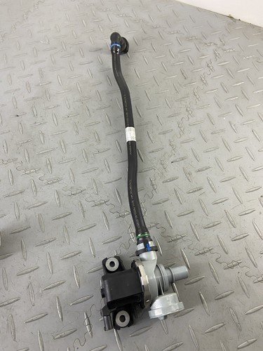 BMW X3 G01 30e 2023 PLUG-IN PETROL INSULATION FUEL PUMP 7441833 - Image 5