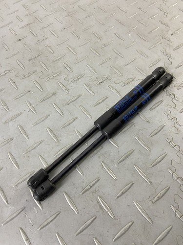 BMW X3 G01 30e 2023 PLUG-IN FRONT BONNET OEM GAS STRUT LEFT & RIGHT - Image 2