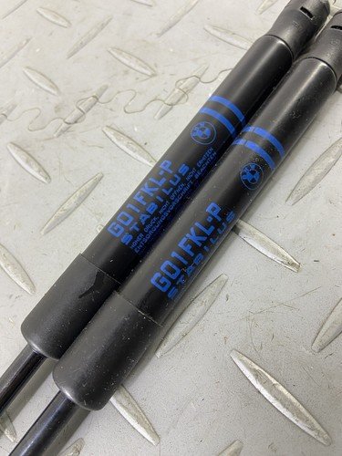 BMW X3 G01 30e 2023 PLUG-IN FRONT BONNET OEM GAS STRUT LEFT & RIGHT - Image 4