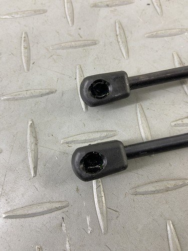 BMW X3 G01 30e 2023 PLUG-IN FRONT BONNET OEM GAS STRUT LEFT & RIGHT - Image 9