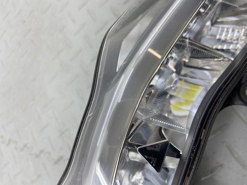 TRIUMPH TIGER 1200 2022 FRONT HEADLIGHT HEADLAMP PHARE T2701239 - Image 17