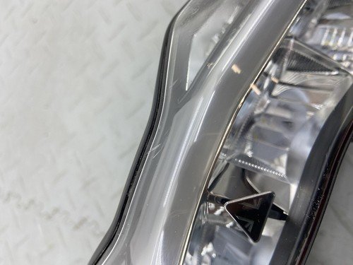 TRIUMPH TIGER 1200 2022 FRONT HEADLIGHT HEADLAMP PHARE T2701239 - Image 18