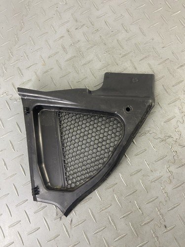 BMW X3 G01 X4 G02 2020-2023 RH RIGHT SIDE WIPER COVER PANEL COWL TRIM 7399018 - Image 4