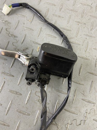 YAMAHA T-MAX TMAX TECH MAX 560 2021 REAR BRAKE LEFT MASTER PUMP CYLINDER - Image 11