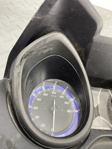YAMAHA T-MAX TMAX 560 DX 2020 INSTRUMENT CLUSTER SPEEDOMETER B3T-83500-00 - Image 9