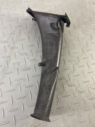 BMW R1200GS GS AC K25 2012 AIR INTAKE PIPE DUCT 7712870 - Image 7