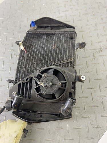 KTM DUKE 690 2017 COMPLETE WATER COOLER RADIATOR FAN 76035010033 - Image 9